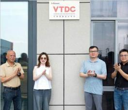 ����׸����⹤ҵ��������仧̩��  �й��ҵ�������봴�������½׶�